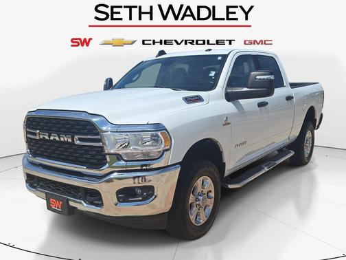 2024 RAM 2500 Big Horn Crew Cab 4x4 6'4' Box