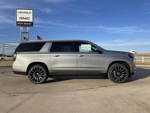 2026 Chevrolet Suburban High Country, 4WD