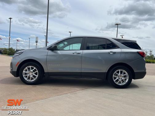 Sterling Gray Metallic 2024 Chevrolet Equinox LS