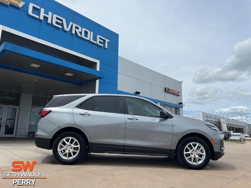 Sterling Gray Metallic 2024 Chevrolet Equinox LS