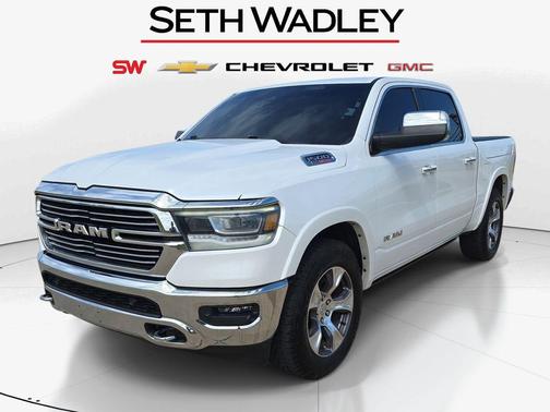 Ivory White Tri-Coat Pearlcoat 2021 RAM 1500 Laramie