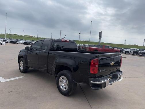 Black 2020 Chevrolet Colorado WT