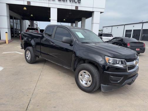 Black 2020 Chevrolet Colorado WT