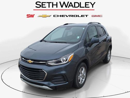 Shadow Gray Metallic 2022 Chevrolet Trax LT