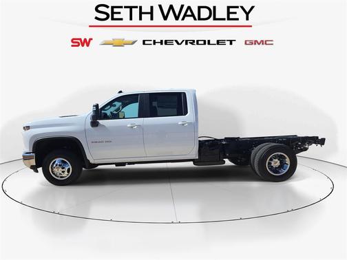 2026 Chevrolet Silverado 3500 LT