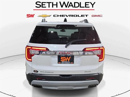 2023 GMC Acadia AWD SLT