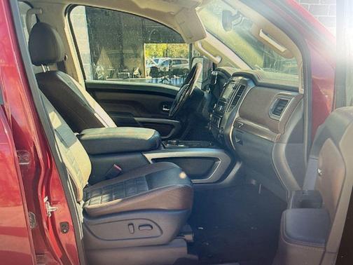 2016 Nissan Titan XD Platinum Reserve