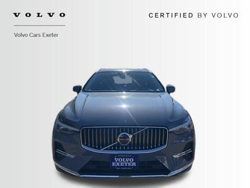 2023 Volvo XC60 B5 Plus Bright Theme