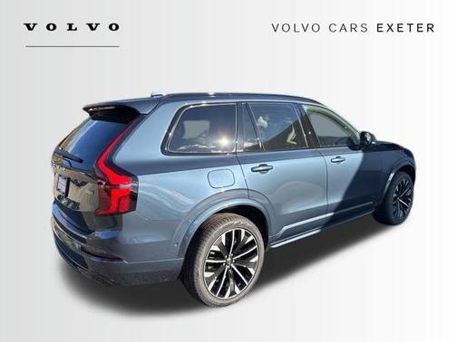 2026 Volvo XC90 B6 Ultra Dark Theme 7-Seater