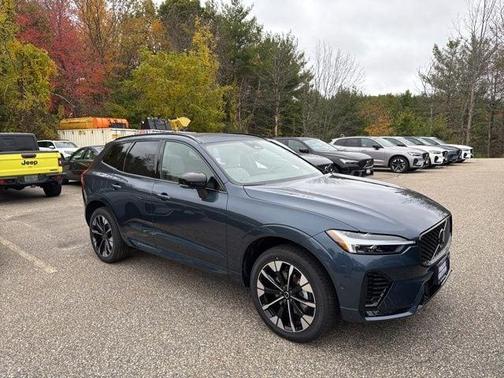 2026 Volvo XC60 B5 Plus