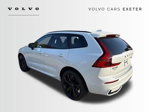 2026 Volvo XC60 B5 Ultra Black Edition