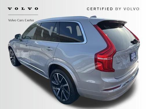 2024 Volvo XC90 B5 Plus Bright Theme