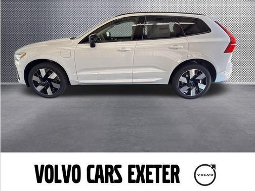 2025 Volvo XC60 Plug-In Hybrid T8 Plus