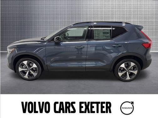 2026 Volvo XC40 B5 Core