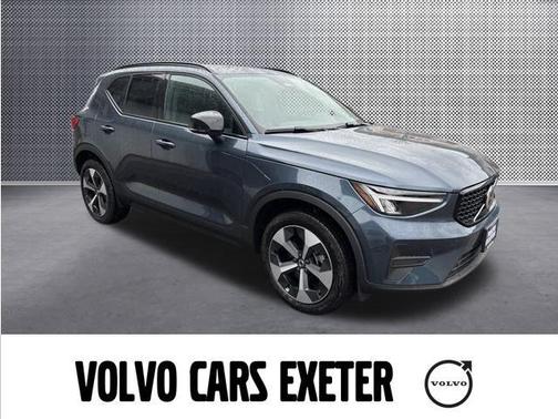 2026 Volvo XC40 B5 Core