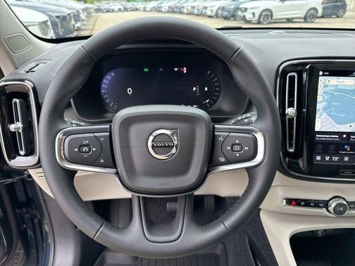 2026 Volvo XC40 B5 Ultra