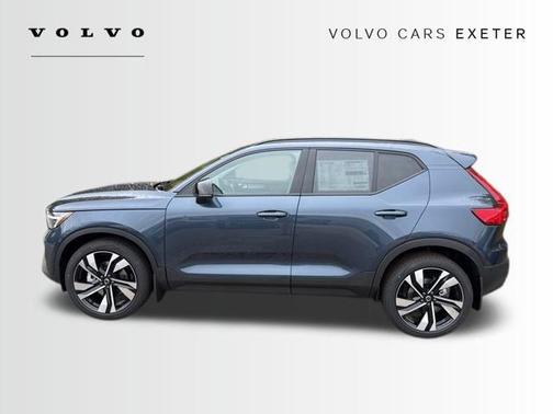 2026 Volvo XC40 B5 Ultra