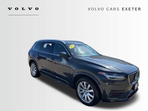 2022 Volvo XC90 T5 Momentum 7 Passenger