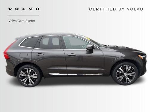 2022 Volvo XC60 B6 Inscription