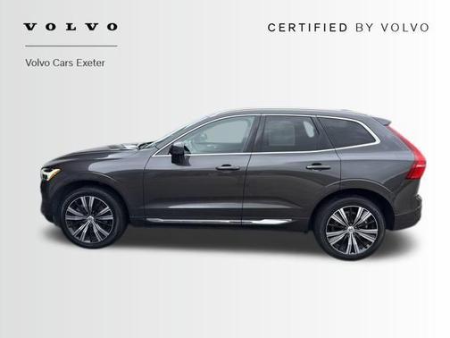 2022 Volvo XC60 B6 Inscription
