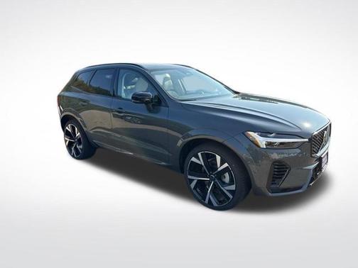 2026 Volvo XC60 T8 ULTRA