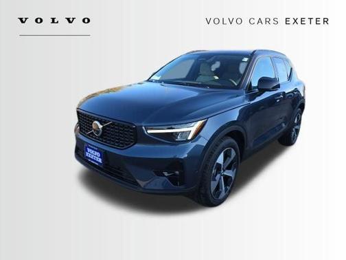 2026 Volvo XC40 B5 Plus