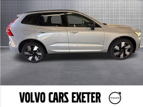 2025 Volvo XC60 Plug-In Hybrid T8 Plus