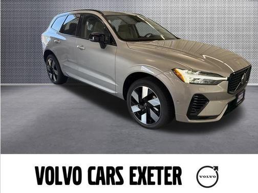 2025 Volvo XC60 Plug-In Hybrid T8 Plus