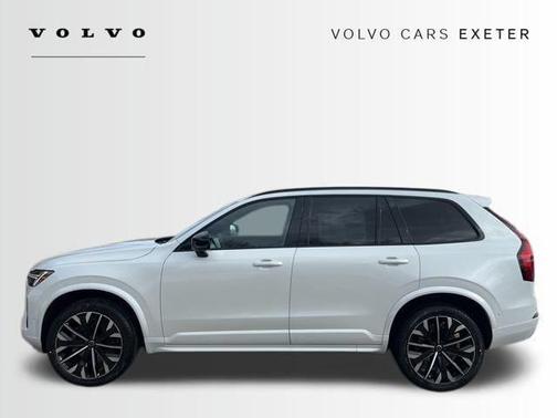 2026 Volvo XC90 B6 Ultra Dark Theme 6-Seater