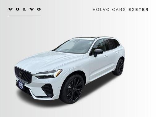 2026 Volvo XC60 B5 Ultra Black Edition