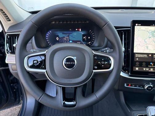 2026 Volvo XC90 B6 Plus 6-Seater