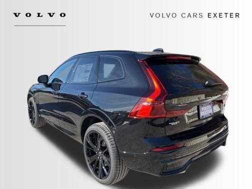 2026 Volvo XC60 B5 Ultra Black Edition