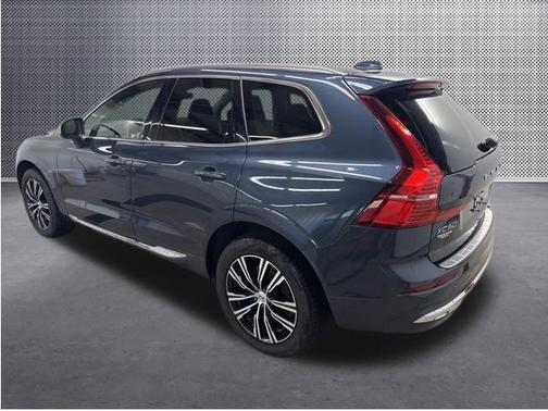 2022 Volvo XC60 B6 Inscription