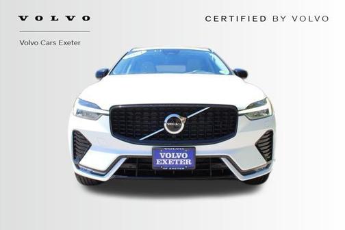 Crystal White Metallic 2024 Volvo XC60 B5 Core