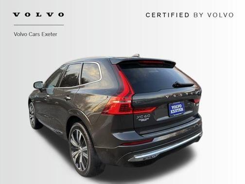2023 Volvo XC60 B5 Plus Bright Theme