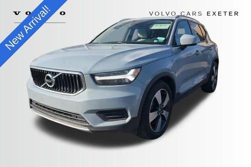 2019 Volvo XC40 T5 Momentum