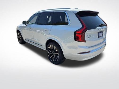 2025 Volvo XC90 Plug-In Hybrid T8 Plus 7-Seater