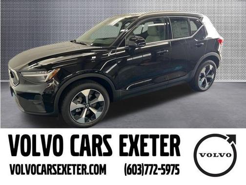 2025 Volvo XC40 B5 Plus Bright Theme
