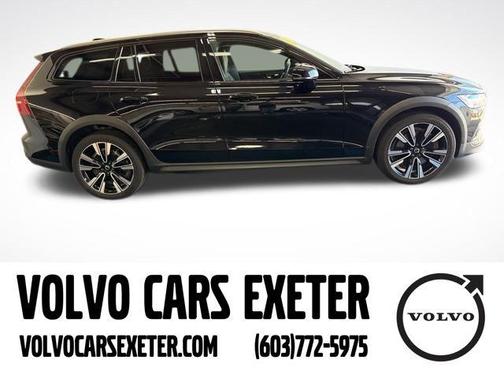 2021 Volvo V60 Cross Country T5