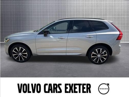 2023 Volvo XC60 B5 Plus Dark Theme