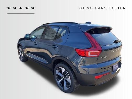 2026 Volvo XC40 B5 Core