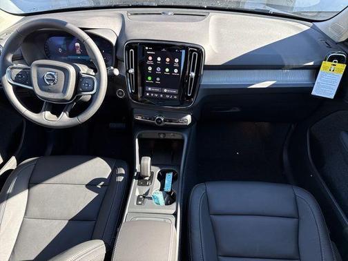 2026 Volvo XC40 B5 Core