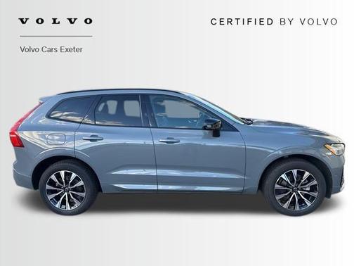 2024 Volvo XC60 B5 Plus Dark Theme