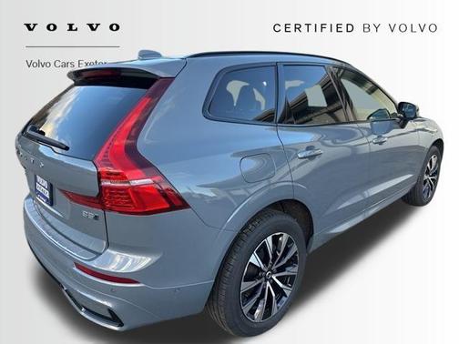 2024 Volvo XC60 B5 Plus Dark Theme