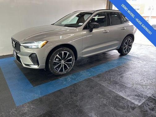 2025 Volvo XC60 B5 Plus