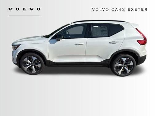 2026 Volvo XC40 B5 Plus