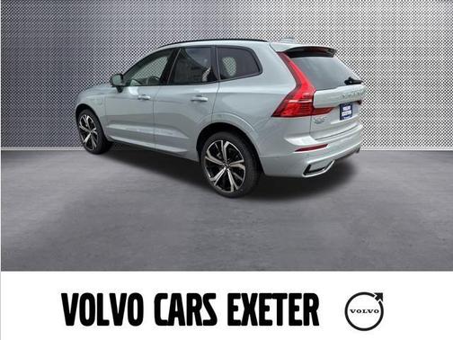 2025 Volvo XC60 Plug-In Hybrid T8 Ultra