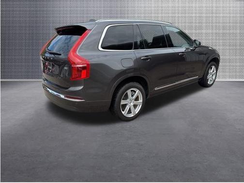 2024 Volvo XC90 B5 Core Bright Theme