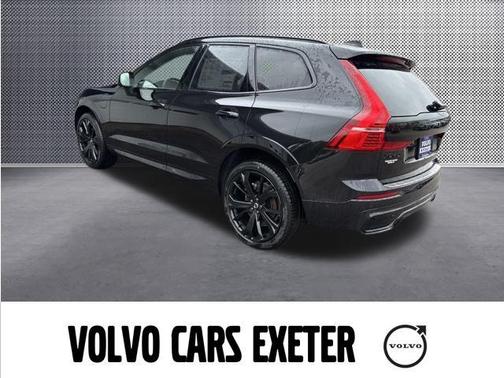 2025 Volvo XC60 Plug-In Hybrid T8 Ultra Black Edition