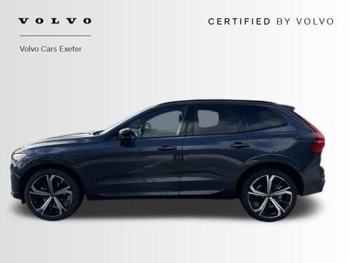 2023 Volvo XC60 B5 Ultimate Dark Theme